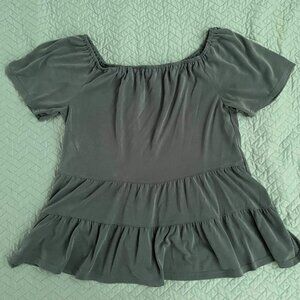 Green Envelope Bohemian Bottle Green Soft Green Top, Size: XS